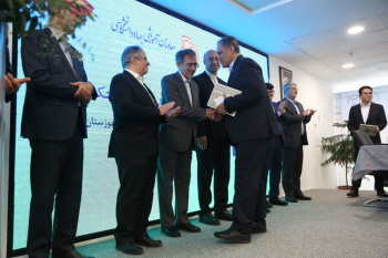 تقدیر از روسای واحدها، معاونان و مدیران برتر آموزشی جهاددانشگاهی/ قدردانی از استاندار کرمانشاه